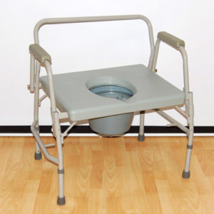 Кресло-туалет НМР-7012 (h48-58) откидные подлокотники "Мега-Оптим".