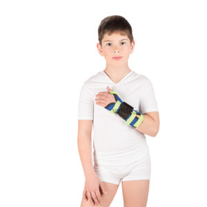 Детский бандаж на лучезапястный сустав (с фиксацией 1-го пальца) Т-8330 (№1/XXХS) левый "Тривес".